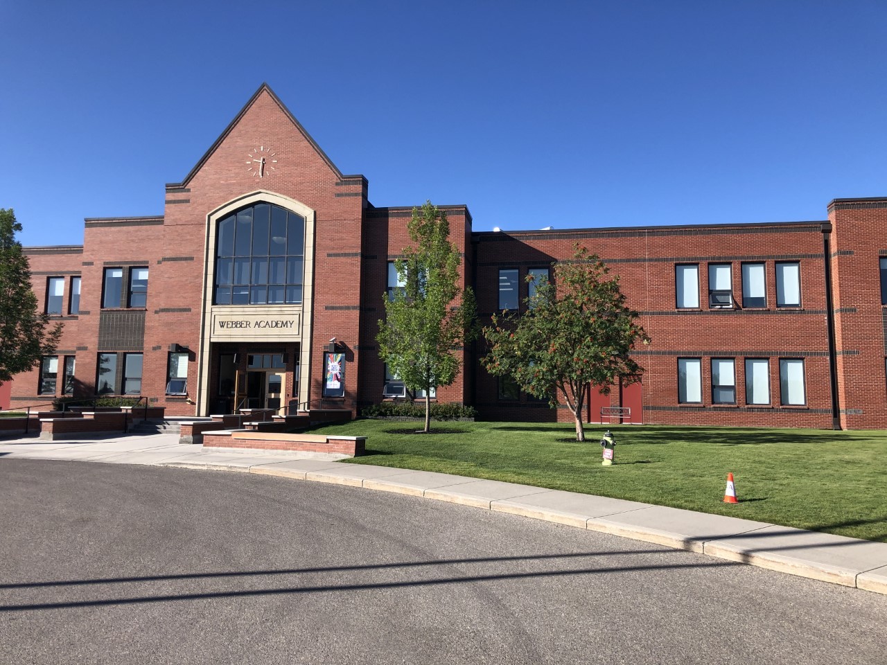 Guide IR Fever Warning Systems Help Canadian Schools Fight against COVID-19